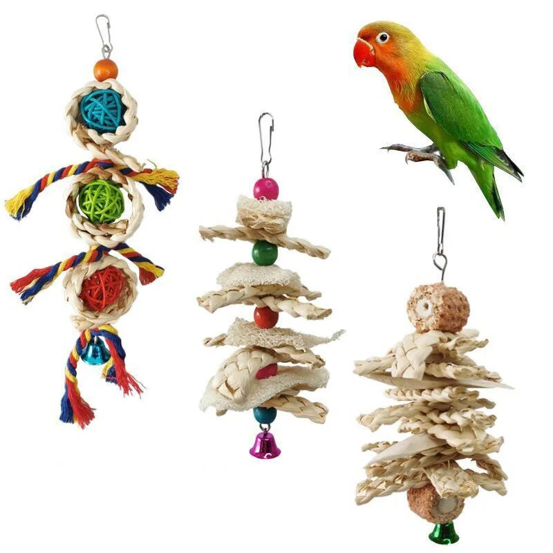 Natural Shredding & Chew Toy for Parrots — close-up construction