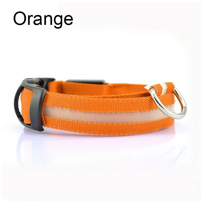 USB-Rechargeable Reflective Nylon LED Dog Collar — detail view 9