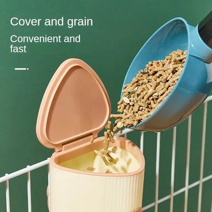 Hanging Feeding Waterer 